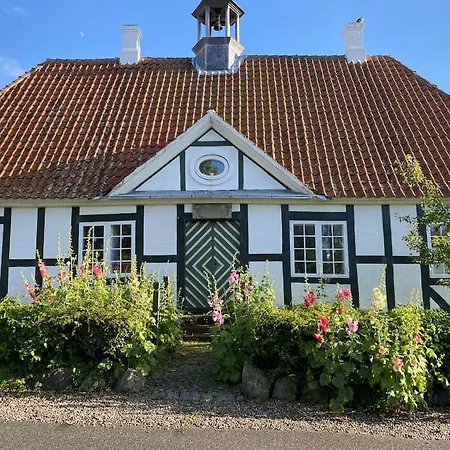 アパート Smukke Omgivelser I Troense *